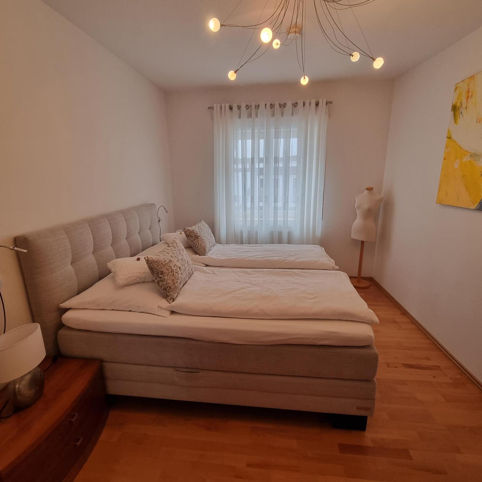 Ferienwohnung Janus Altstadt-Hameln Haus 2 Inklusive Parkplatz - Mit Und Ohne Terrasse Oder Loggia Hamelin Exterior foto
